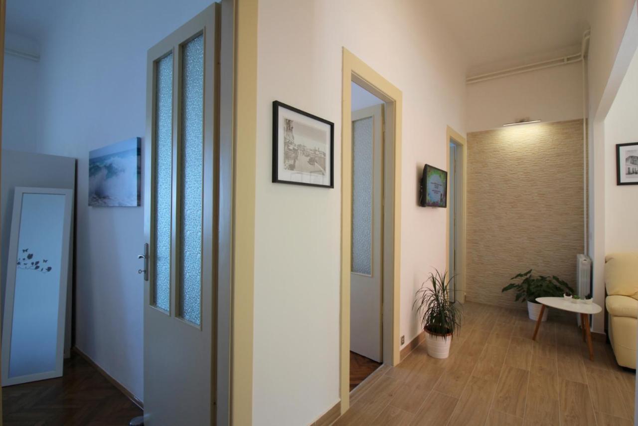 Apartment Old City Porec Bagian luar foto